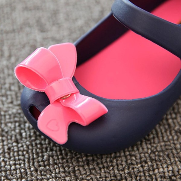 Children Shoes Bowknot Style Cute and Sweet Buckle Strap Closure Round Toe